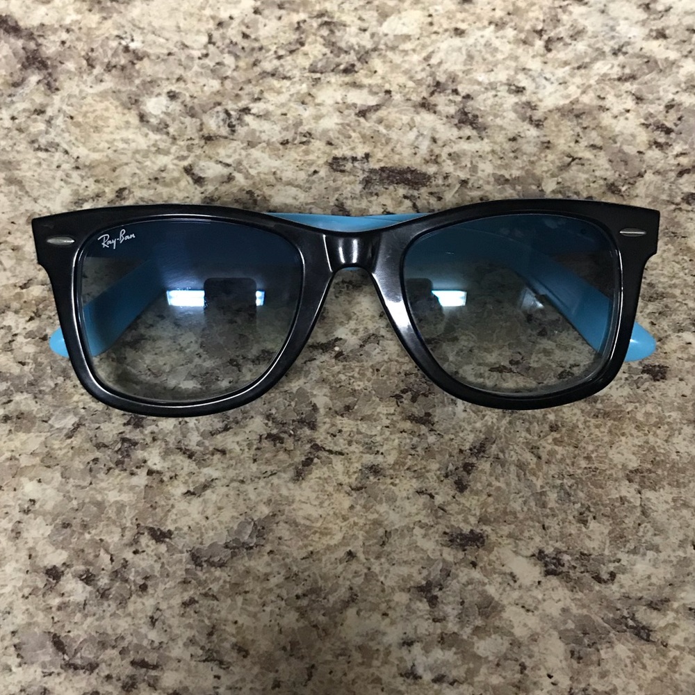 🔴SOLD🔴 Ray Ban Sunglasses